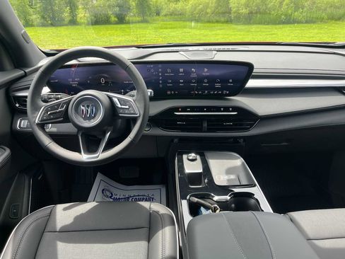 New 2025 Buick Enclave Preferred w/ Power Package image 11