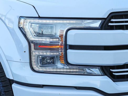 Used 2019 Ford F150 Lariat w/ Equipment Group 502A Luxury AWD/4WD image 4