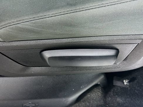 Used 2016 RAM 1500 Lone Star RWD image 23