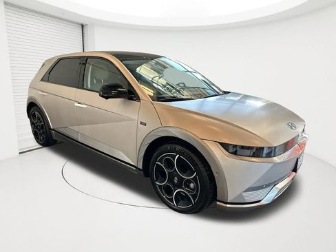 Used 2024 Hyundai Ioniq 5 Limited AWD/4WD image 3