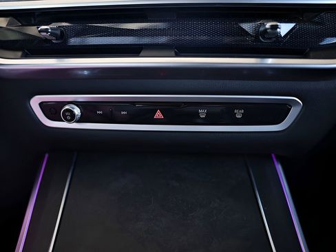 Used 2024 BMW X5 xDrive40i image 43