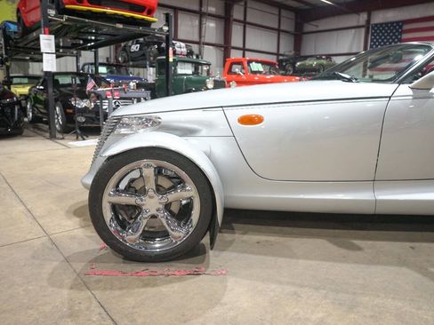 Used 2001 Plymouth Prowler RWD image 3
