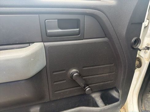 Used 2012 Ford F150 XL w/ Trailer Tow Pkg RWD image 11