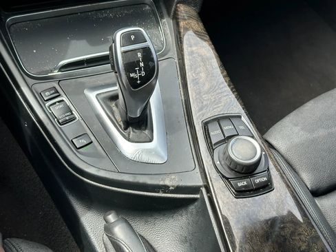 Used 2017 BMW 330i Sedan RWD image 31