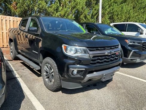 Used 2021 Chevrolet Colorado Z71 w/ Safety Package AWD/4WD image 1