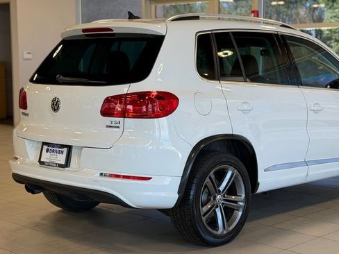 Used 2017 Volkswagen Tiguan Sport AWD/4WD image 11