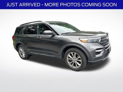 Used 2020 Ford Explorer XLT w/ Equipment Group 202A AWD/4WD image 1