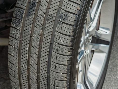 Used 2014 RAM 1500 Sport image 16