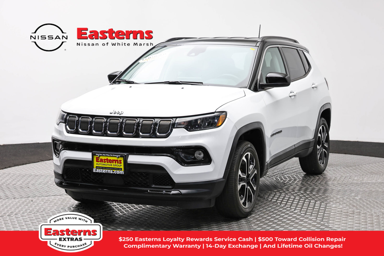 Used 2022 Jeep Compass Limited AWD/4WD image 1