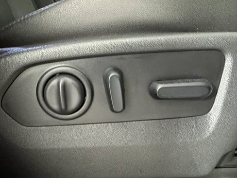 Used 2021 GMC Sierra 2500 AT4 w/ AT4 Premium Plus Package image 38