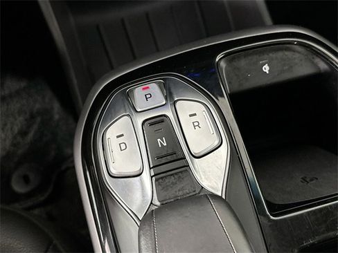 Used 2020 Hyundai Ioniq Limited image 14