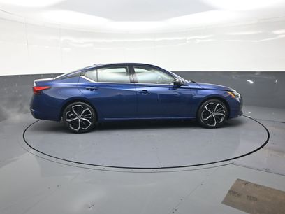 Used 2023 Nissan Altima 2.5 SR