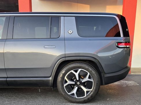 Used 2024 Rivian R1S Adventure image 5