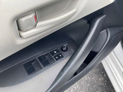 Used 2022 Toyota Corolla LE image 14