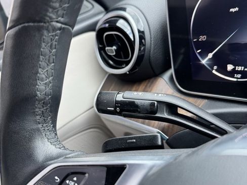 Used 2024 Mercedes-Benz C 300 Sedan image 37