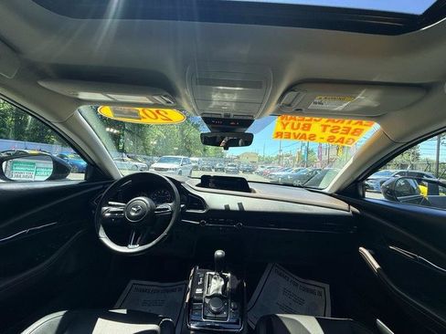 Used 2022 MAZDA CX-30 AWD 2.5 S w/ Premium Package image 19