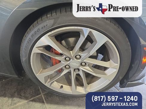 Used 2017 Chevrolet Camaro LT image 4