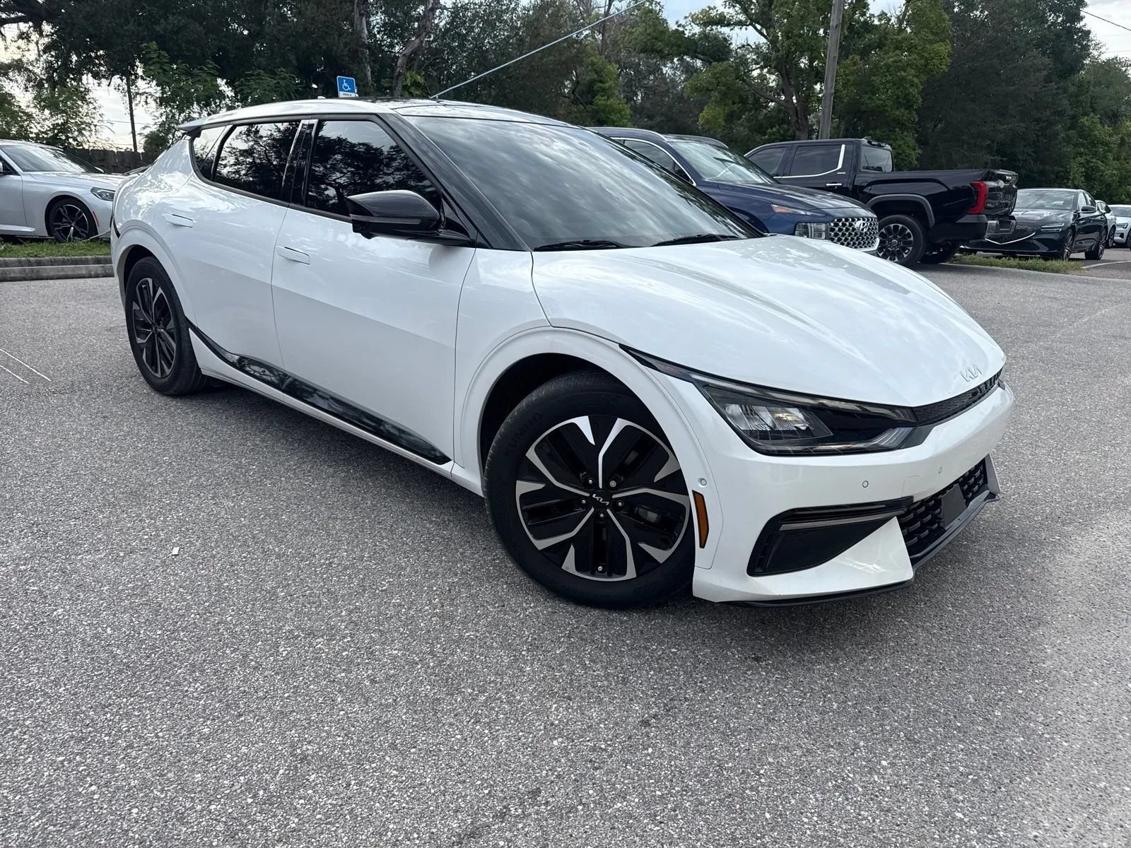 Used 2023 Kia EV6 GT-Line w/ GT-Line Suede Seat Package RWD image 6
