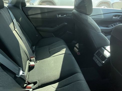 Used 2025 Honda Accord Sport image 7