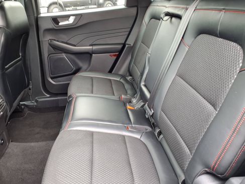 Used 2024 Ford Escape ST-Line w/ Tech Pack #1 AWD/4WD image 7