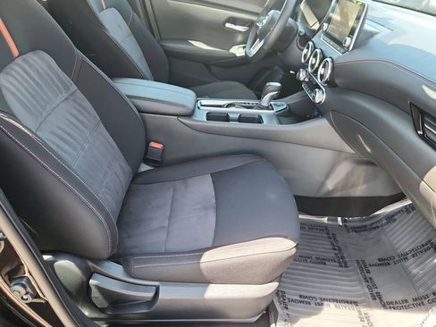 Used 2024 Nissan Sentra SR FWD image 14