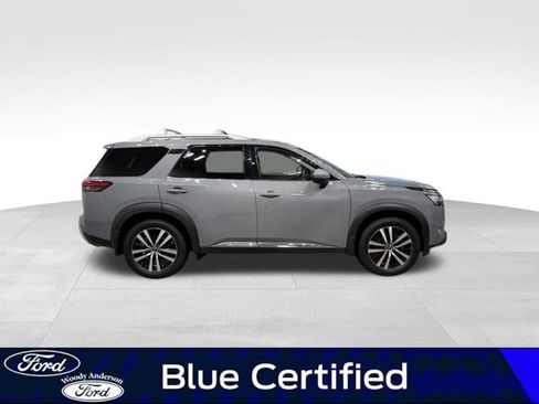 Used 2023 Nissan Pathfinder Platinum AWD/4WD image 5
