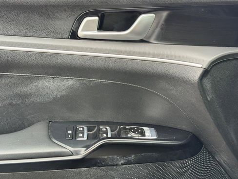 Used 2021 Kia K5 LXS image 21