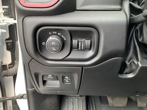 Used 2025 RAM 1500 Rebel w/ Rebel Level 1 Equipment Group AWD/4WD image 33