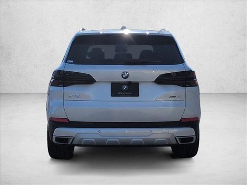 New 2026 BMW X5 xDrive40i AWD/4WD image 8