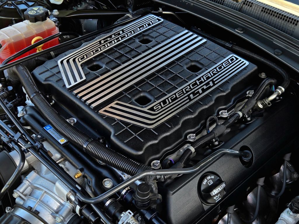 Used 2020 Chevrolet Camaro ZL1 RWD image 25