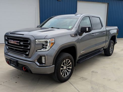 Used 2022 GMC Sierra 1500 AT4 w/ AT4 Premium Package AWD/4WD image 1