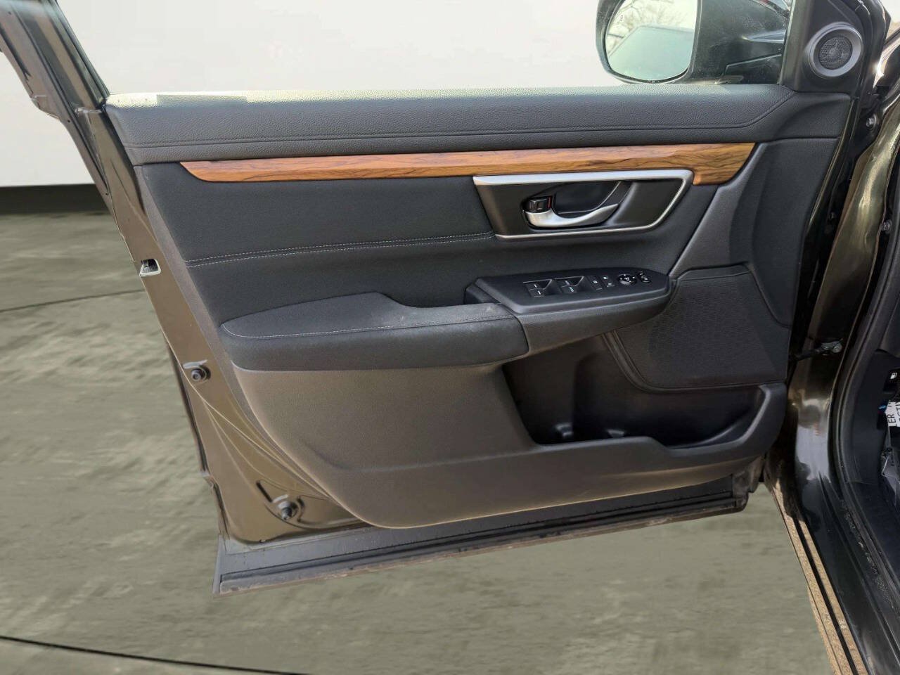 Used 2019 Honda CR-V EX image 17