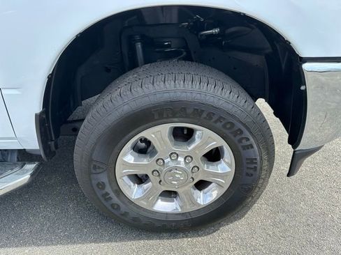 Used 2024 RAM 2500 Big Horn w/ Bed Utility Group AWD/4WD image 14