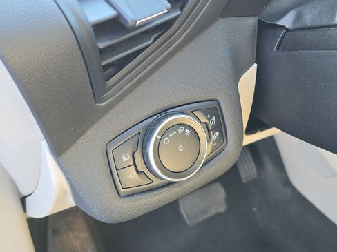 Used 2017 Ford Escape SE image 21