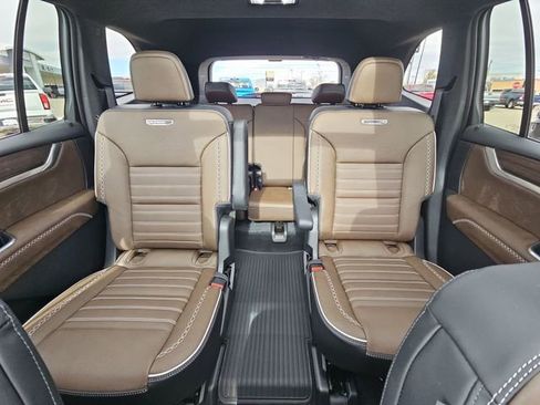 New 2026 GMC Acadia Denali Ultimate w/ LPO, Illumination Package image 26