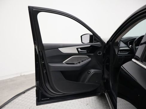 Used 2023 Acura MDX FWD image 16