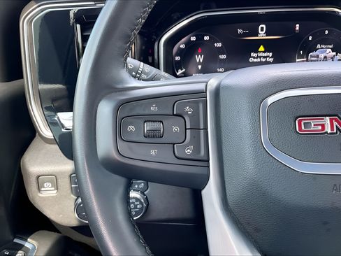 Used 2024 GMC Sierra 2500 SLT w/ Texas SLT Premium Package AWD/4WD image 10