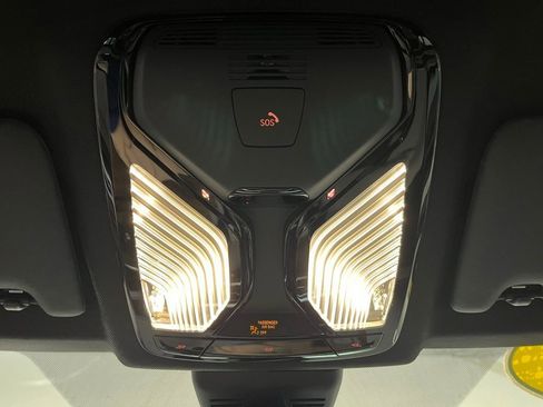 Used 2022 BMW M3 w/ Executive Package image 8