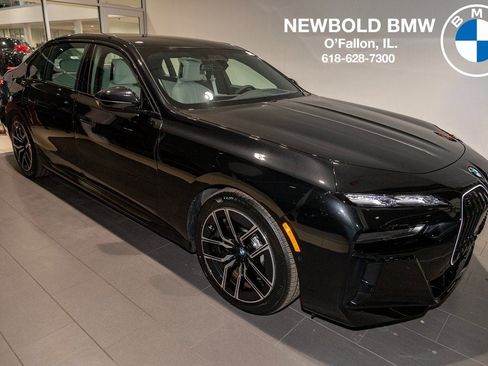 New 2026 BMW 760i xDrive w/ Executive Package image 1