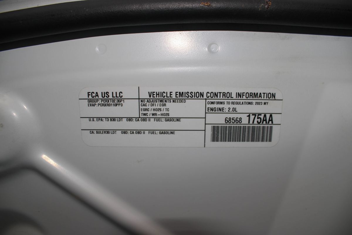 Used 2023 Jeep Compass Latitude AWD/4WD image 46