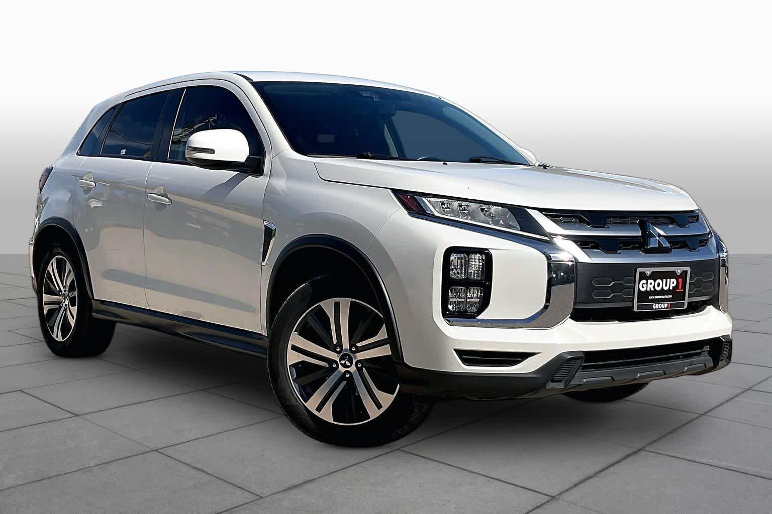 Used 2021 Mitsubishi Outlander Sport SE FWD image 3