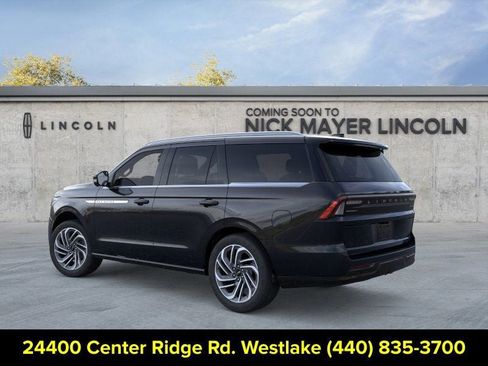 New 2026 Lincoln Navigator Reserve AWD/4WD image 4
