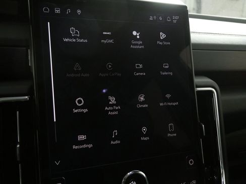 New 2026 GMC Yukon XL Denali w/ Denali Reserve Package image 27