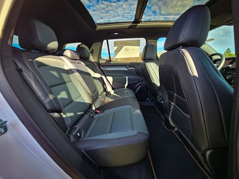 New 2026 GMC Terrain AT4 w/ Convenience Package III image 38