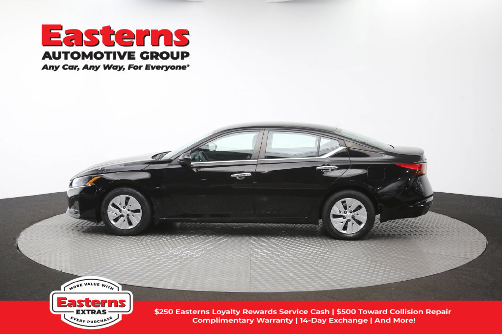 Used 2023 Nissan Altima 2.5 S FWD image 60