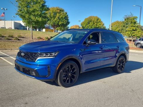 Used 2021 Kia Sorento SX image 3