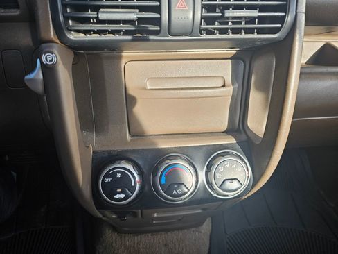 Used 2003 Honda CR-V LX image 14
