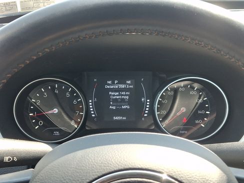 Used 2021 Jeep Compass Latitude AWD/4WD image 19