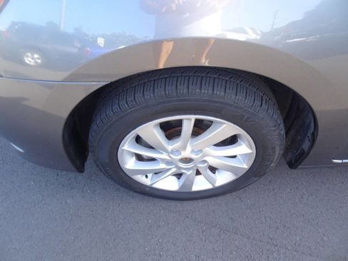 Used 2015 Nissan Sentra SV w/ Style Package image 11