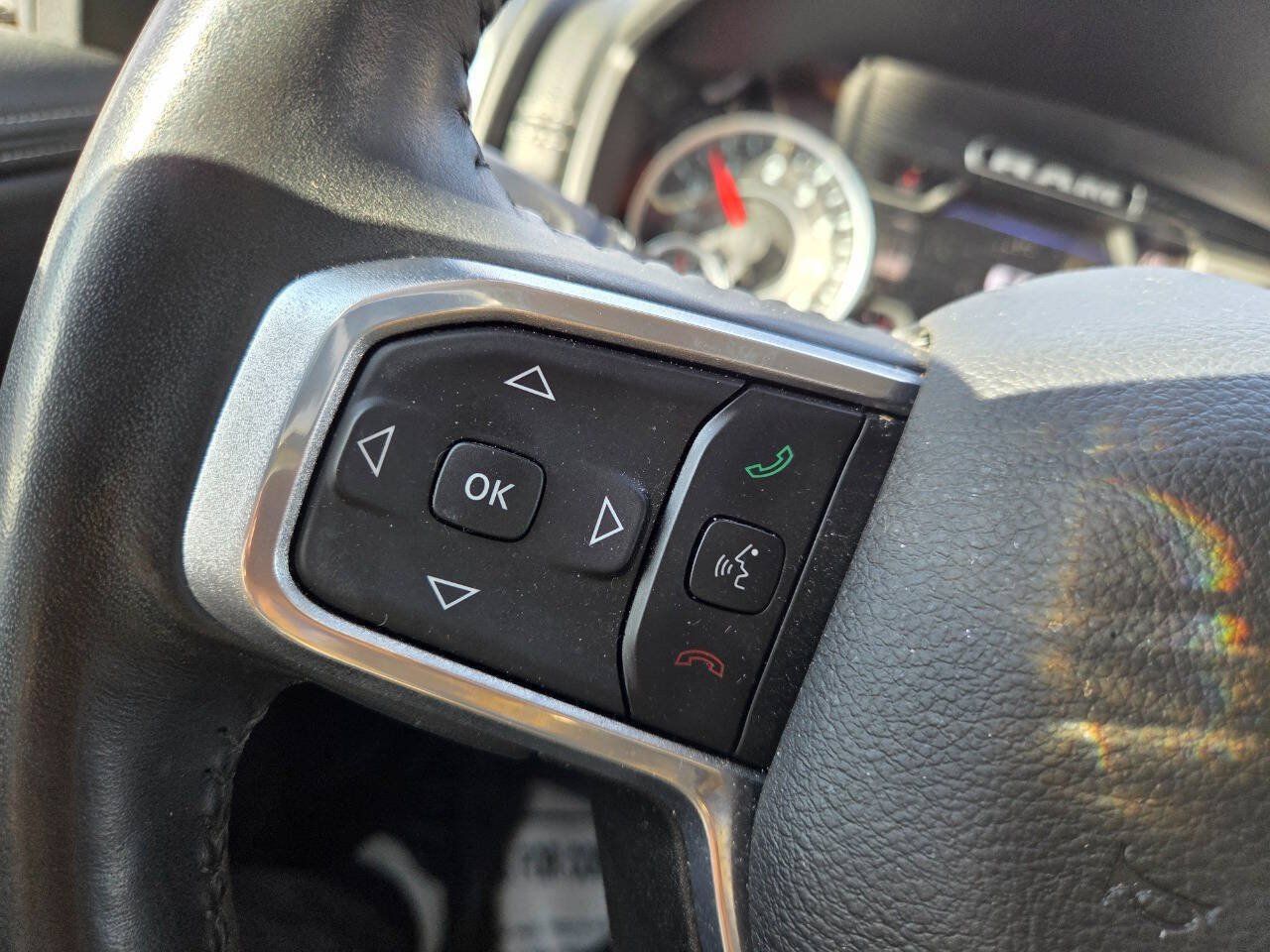 Used 2022 RAM 1500 Laramie AWD/4WD image 7